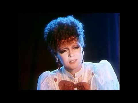 Видео: "ПЯТЬ МИНУТ ТОМУ НАЗАД"  исп.  Л.ГУРЧЕНКО