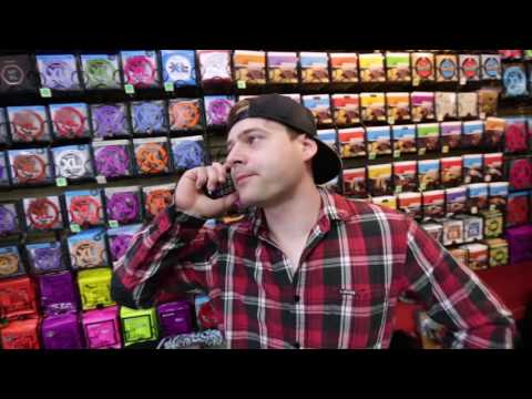 Видео: Что говорят продавцы в музыкальном магазине (JARED DINES RUS)