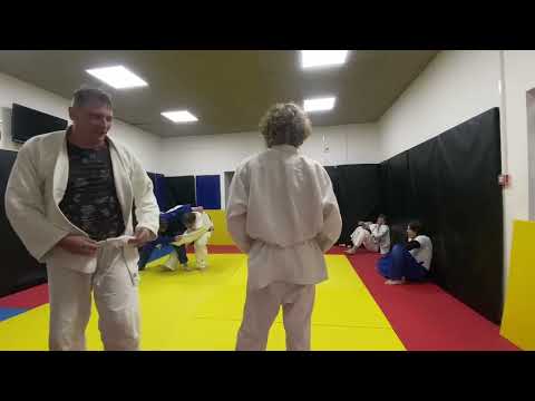 Видео: Это мы ещё летом ковырялись. Борьба в конце тренировки. #judo #randori #judolife #judoismylife 