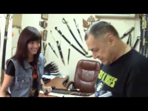 Видео: Кованая шашка  Таннеровка "Калибр Спорт" для  соревнований (СП-88) фирмы "Назаров и Калибр"