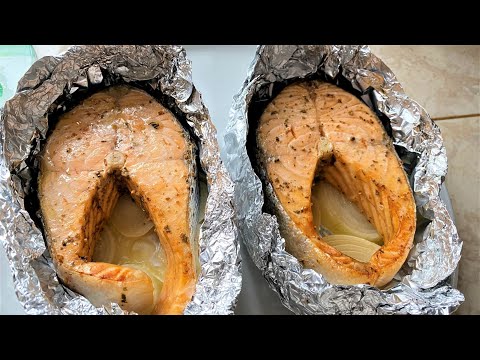 Видео: Изумительно вкусная и сочная семга в духовке.