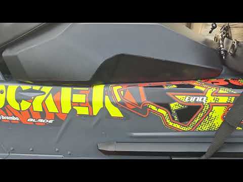 Видео: Снегоход BRP Lynx Boondocker 800R e-tec 2015 модельного года с пробегом 1311 км и электростартёром