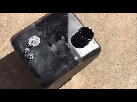 Видео: Снятие топливного бака Kubota RTV X900 / X1100C / X1120D