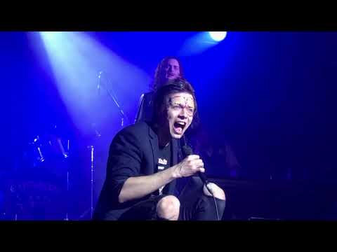 Видео: Евгений Егоров и Александр Казьмин «Осколок Льда» (Караоке Камикадзе) Гластонберри клуб 29.10.19