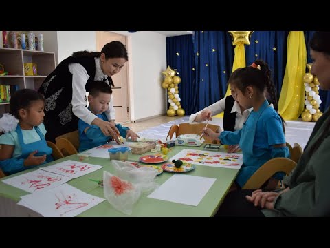 Видео: Ерекше баламен - ерекше жұмыс