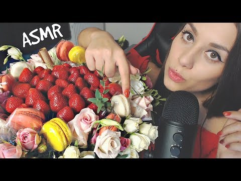 Видео: ASMR Eating strawberries and macaroons  | Mukbang | АСМР Кушаем клубничку и макаруны