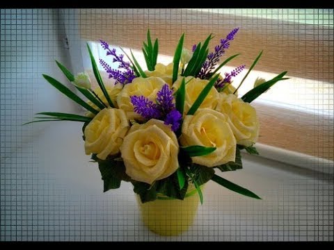 Видео: БУКЕТ ИЗ ЖЕЛТЫХ РОЗ DIY розы из гофрированной бумаги GIFT FOR MOM *ROSES OF PAPER