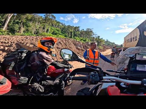Видео: Едем в Камбоджу на электрическом мотоцикле - MarcTravels #electricbike #bikegirl #motorcycle