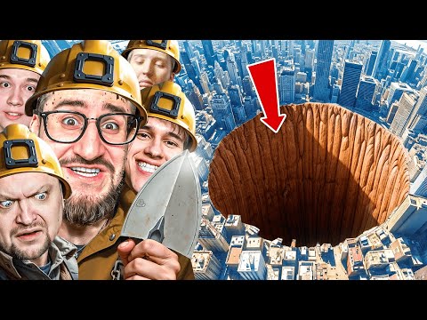 Видео: ГИГАНТСКАЯ ЯМА vs 5 КОПАТЕЛЕЙ! КОПАЕМ ДО ЯДРА ПЛАНЕТЫ! МЫ НАШЛИ ЭТО ПОД ЗЕМЛЕЙ! (KEEP DIGGING)