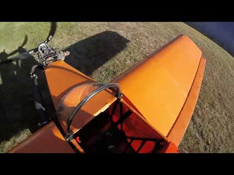 Видео: Flight Pchelka-2/ Полет на самолете Пчелка-2..