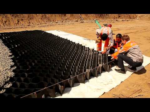 Видео: "ПРУДОН-494" - геоячейки, часть 2.mp4