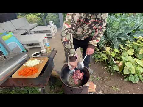 Видео: Мясо с черносливом в казане