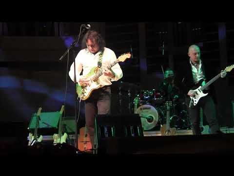 Видео: Виктор  Зинчук – Дж.Гершвин Колыбельная