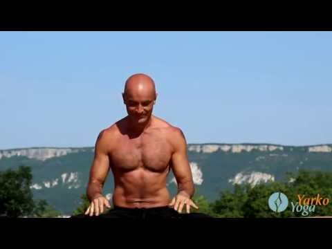 Видео: Кумбхака, задержка на вдохе. Пранаяма для начинающих.