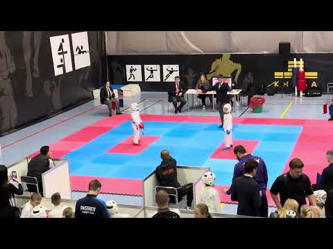 Видео: Чемпіонат Києва з карате 2025. Кузьміна Діана. SenBin