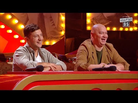 Видео: Новый Рассмеши Комика 2018 - Сезон 15 - Выпуск 3