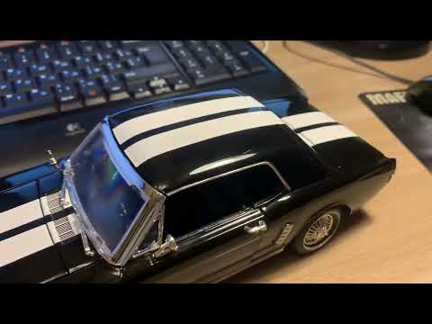 Видео: Обзор модели Ford Mustang 1/2 1964 в масштабе 1:18 от Motormax