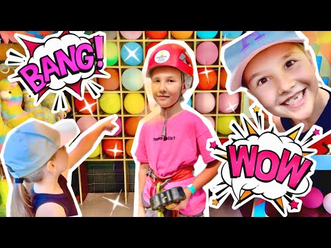 Видео: СТРЕЛЯЮ В ТИРЕ🤩 ПОКОРЯЮ ВЕРЕВОЧНЫЙ ПАРК?🤔 /гуляем в парке целый день
