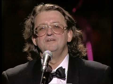 Видео: 08 А. Градский Гори, гори, моя звезда HQ High Quality Alexander Gradsky