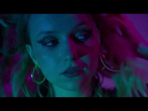 Видео: ceya - Пепел (mood video)