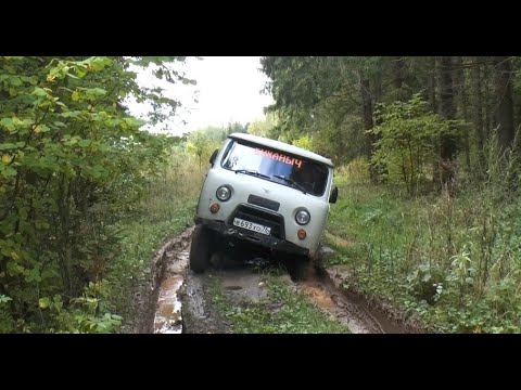 Видео: Офф роуд УАЗ Буханка по лесовозной колее. Разведка маршрута Свирепый охотник