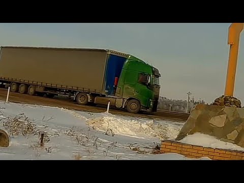 Видео: Закладка на трассе. На Сибирь в январе.