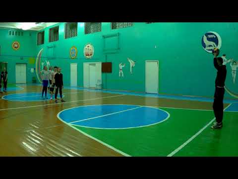 Видео: игра догони мяч