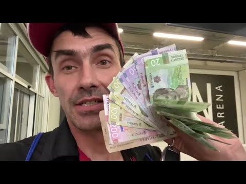 Видео: КАК Я ЗАРАБАТЫВАЮ ТОРГУЯ ВЕЩАМИ ИЗ МУСОРНЫХ КОНТЕЙНЕРОВ на Барахолке