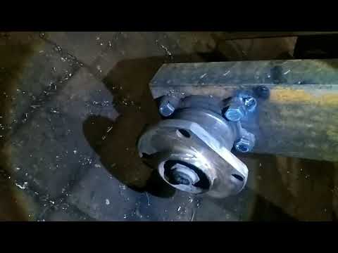 Видео: Стрела на ступицах ваз 2109, стойки стрелы. Самодельные мини погрузчики 6 и 7 серия 4