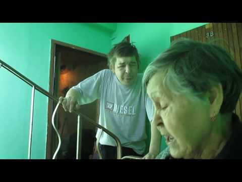 Видео: Потоп в квартире и ссора с соседями - синяками