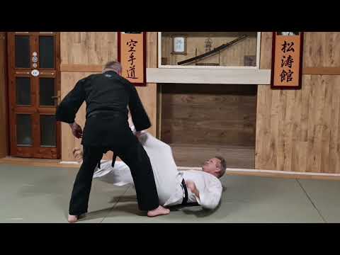 Видео: Nage-waza Техника бросков - Udewa