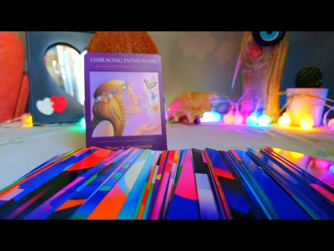 Видео: Мисли ли за Вас? 💌 Ще се обади ли до края на август? 🤗(3 варианта)