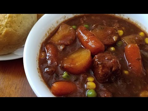 Видео: Говяжье рагу в горшочке