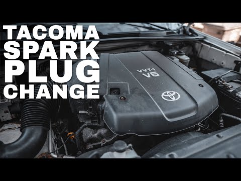 Видео: Замена свечей зажигания Tacoma 4.0L V6 2005-2015
