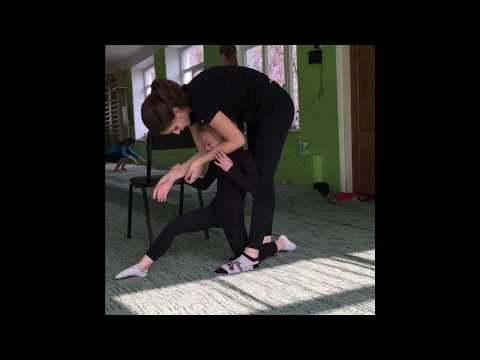 Видео: Растяжка правой ноги!