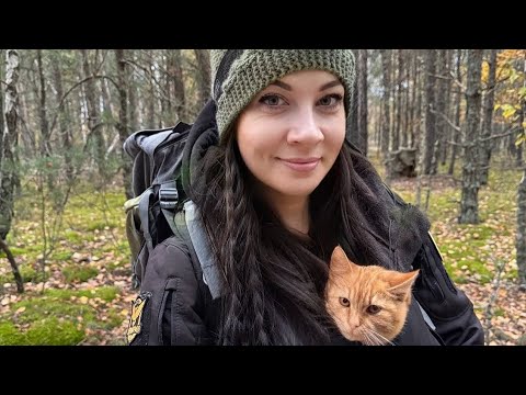Видео: Я ПІШЛА В ЧОРНОБИЛЬ САМА І ЗНАЙШЛА ДИВНУ ХАТИНКУ З КОТИКОМ І ФОТО