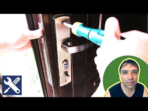 Видео: ✅ ДВЕРНОЙ ЗАМОК КРАБ ЗАЕДАЕТ: Как разобрать и смазать замок / Мелкий ремонт