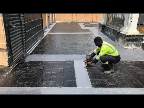 Видео: Цена на заливку и покраску штампованного бетонного пола за квадратный метр в Бенин-Сити, Нигерия.