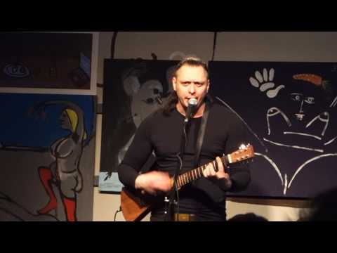 Видео: Михаил Елизаров - Сталинский костюм @ Рюмочная 23.12.2016