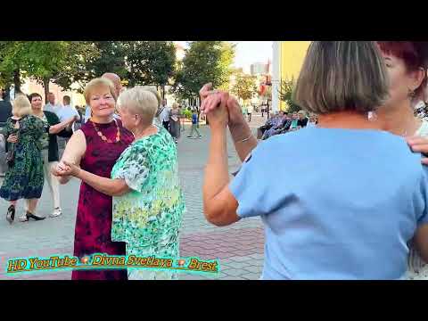 Видео: Танцуем танго. Вечер на Советской. Let's dance tango. Evening on Sovetskaya.