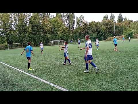 Видео: Чемпіонат району (БРАФ) 2012/13р.н.  2 тур.  ДЮФК «Талант» - ФК «Хотів»
