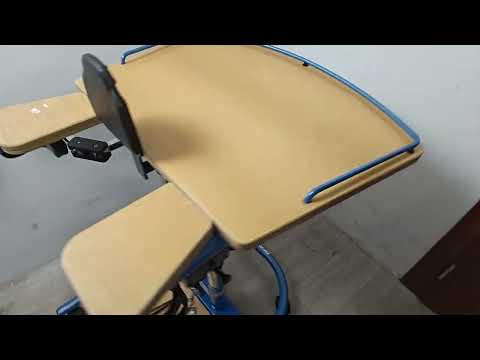 Видео: Вертикалізатор-стендер для дітей 110-155см Berollka Campus Standart б/в