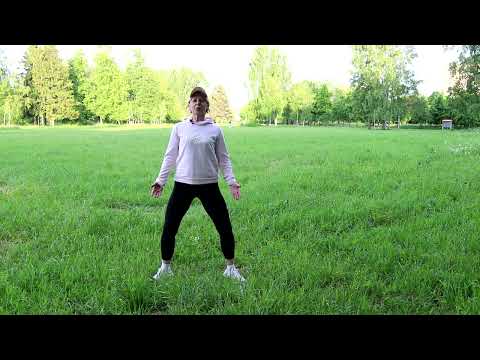 Видео: Приседания.  Техника "Плие" для внутренней поверхности бедра.