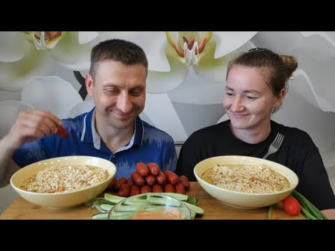 Видео: МУКБАНГ НАСТЯ ЖЕСТКО РОФЛИТ?🤡ЛАПША И АЛЬПИЙСКИЕ КОЛБАСКИ | MUKBANG NOODLES AND ALPINE SAUSAGES