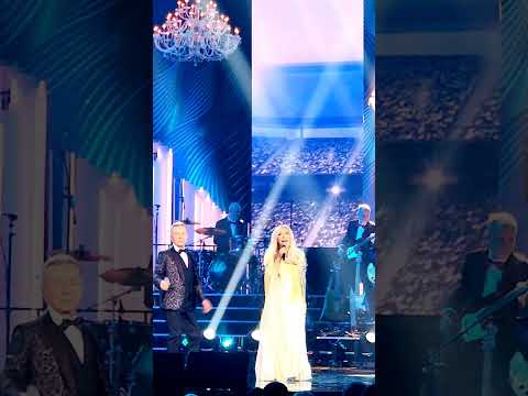 Видео: Интересный дуэт PUPO и Таисии ПОВАЛИЙ в Кремле, 15.03.24