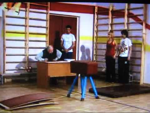 Видео: КВМ Выпускной вечер