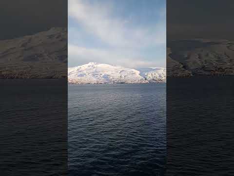 Видео: Засніжені гори півночі. Snow-capped mountains of the north.