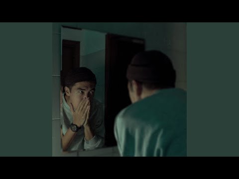 Видео: Помню малым Бога молил