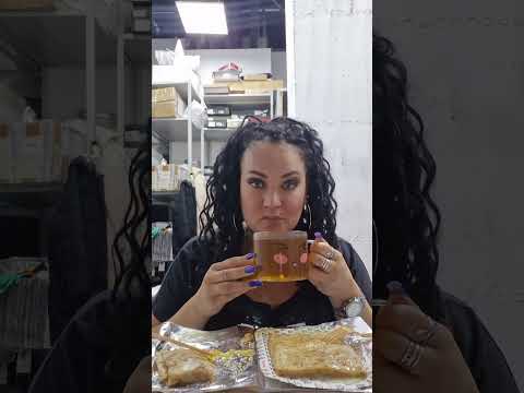 Видео: Чай с блинами 💓#итинг #mukbang #мукбанг #food #еда #вкусно