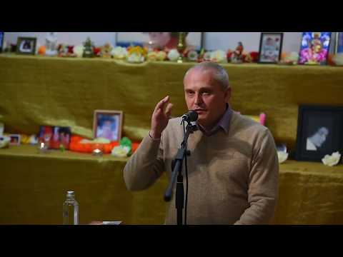 Видео: Сатья Саи Баба. Гаятри Мантра